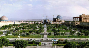 Place de l'imâm Khomeiny (ou place Naghsh-e Jahan) en 2007.