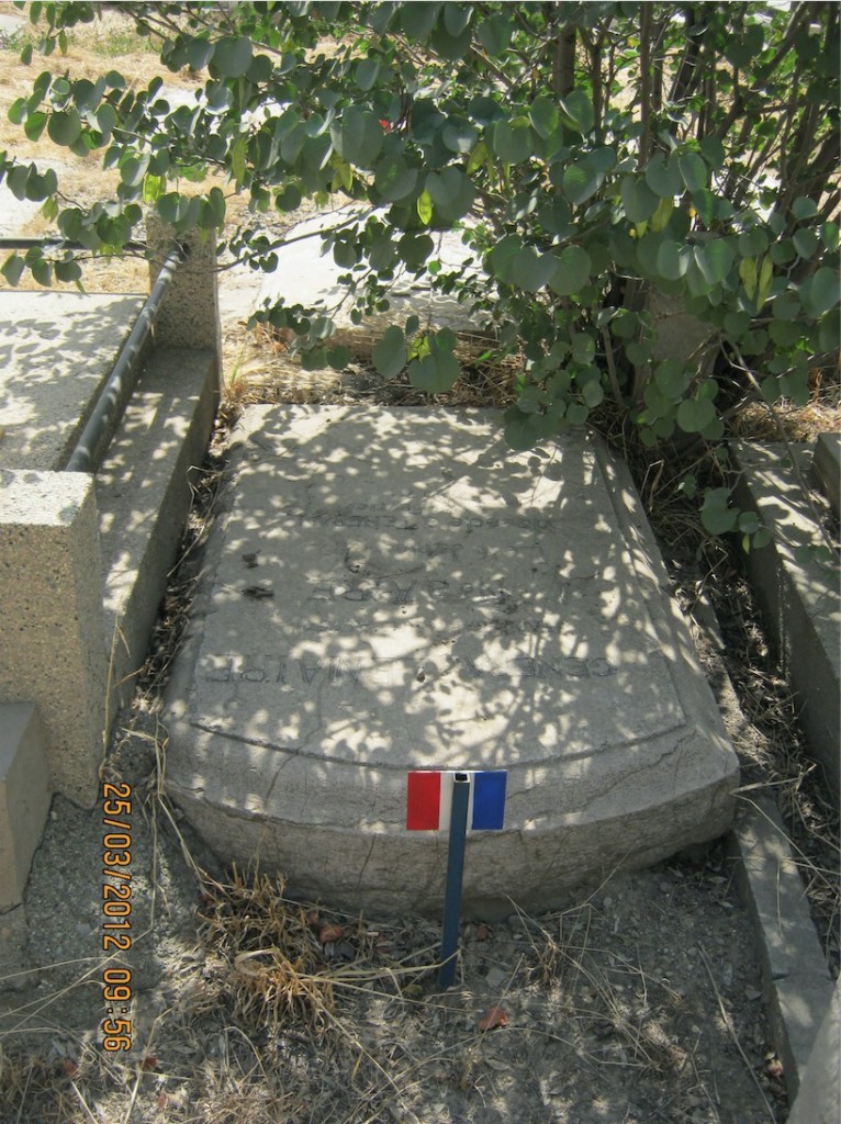 La tombe d'Alfred Jean-Baptiste Lemaire, au cimetière de Doulas, à Téhéran.