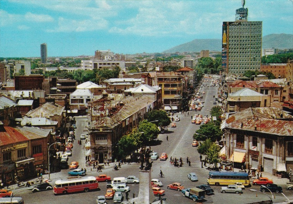 L'avenue Istambul, 1960