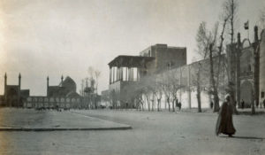 La place Naghsh-e Jahân-en 1930.