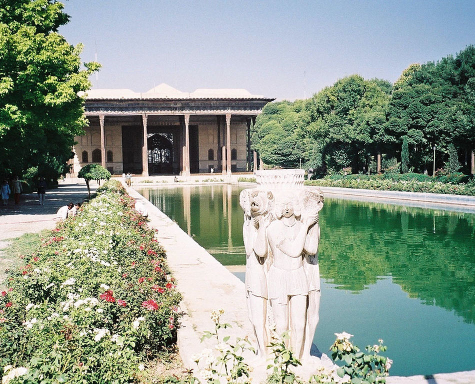 Palais dit des « 40 colonnes » en 2001.